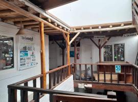 Tio Richi Surf Camp，位于蓬塔赫尔莫萨的酒店
