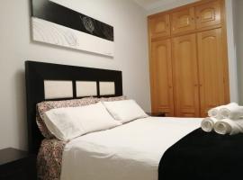 Apartamento La Muralla II，位于拜纳的酒店