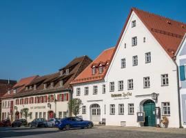 Hotel zum schwarzen Ross und Gutmann Zur Post，位于希尔波尔特施泰因的旅馆