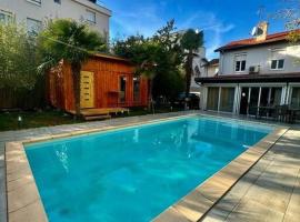 Chalet cosy et coconing，位于梅济约的酒店