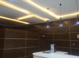 EL-BINT HOTEL AND SUITES，位于Jimeta的酒店