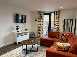 Modern en-suite room and self catering in london，位于Woolwich的酒店