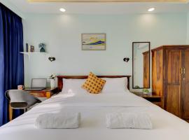 Premium 2BHK apartment with Pool Access，位于瓦斯科达伽马的家庭/亲子酒店