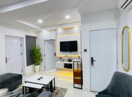 AMERICANA LUXURY APARTMENT，位于莱基的酒店