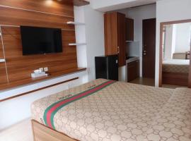 Sansan Room - Apartemen Gunung Putri Square，位于Parungdengdek的酒店
