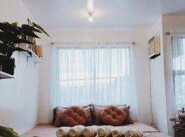 El Nissi Cozy Cabins (Condo Staycation Beside the Enchanted Kingdom)，位于Santa Rosa的公寓