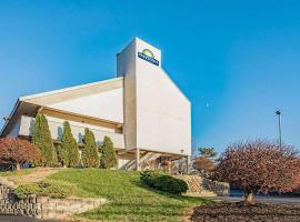 Days Inn by Wyndham Cincinnati I-71，位于辛辛那提的酒店