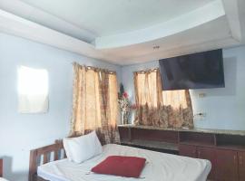 Villa Rammelyn Garden and Resort，位于Minglanilla的酒店
