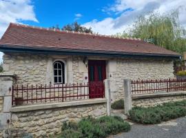 PETIT GÎTE 18 ème tout confort