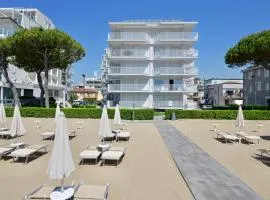 Vistamare Apartments