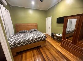 Hollywood Guesthouse
