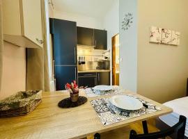 COZY - Appartement de charme proche thermes，位于罗什福尔的公寓