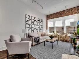 Loft Style Spacious Lux Apt 102, Sleeps 6