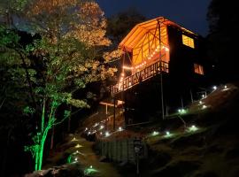 Bamboo Lodge, vista privilegiada a las montañas，位于麦德林的酒店