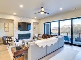 Modern Bozeman Escape with Bridger Mountain Views!，位于博兹曼的酒店