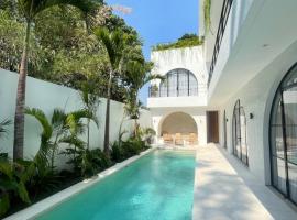 Anwa Cove, beautiful 6-BR Villa in Umalas，位于乌玛拉斯的酒店