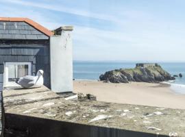 The Penthouse - Luxury 1 Bed - Panorama - Tenby，位于滕比的酒店