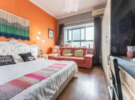 武汉内环一居室浪漫大床套房，位于武汉的酒店