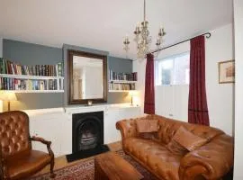 Delightful Cottage in Sandwich - One Bedroom