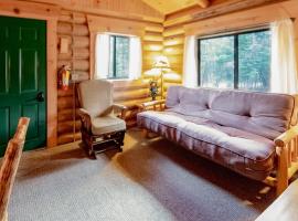 Experience Montana Cabins - Bear's Den #4，位于比格福克的酒店