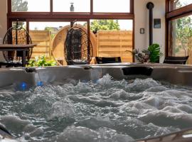 Centre Au Chardon，位于Fallais的酒店