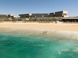 Solaz, a Luxury Collection Resort, Los Cabos，位于圣何塞德尔卡沃洛斯卡沃斯廊道附近的酒店
