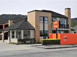 Coleraine Suites & Apartments