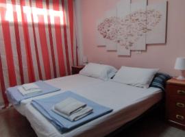 Los Cristianos,Room in a shared apartment，位于阿罗纳的酒店