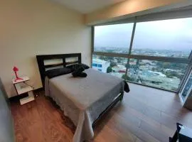 1001 Torres Los Yoses Apartamento con A/C y parqueo full equipado