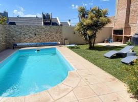 Casa Girasoles，位于岑特纳里奥的酒店