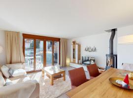 Family holiday home Tgiampi Sot Lantsch Lenzerheide，位于Lenz的酒店