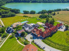 Hotel Głęboczek Vine Resort& Spa,位于Wielki Głęboczek的酒店