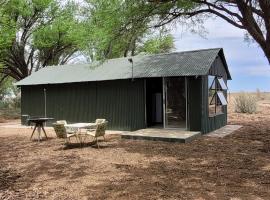 Soetdorings Farmstay Karoo Chalet，位于博福特西的农家乐