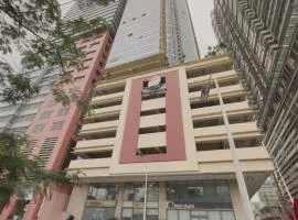 SnugglePod Condotel - Grand Riviera Suites, US Embassy Manila, Roxas Blvd