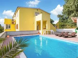 Gorgeous Apartment In Marcana With Outdoor Swimming Pool