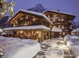 Chalet-hotel Svizzero，位于库马约尔的酒店