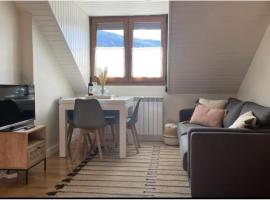 CHECK-IN CASAS Casa Benas，位于贝纳斯克的酒店