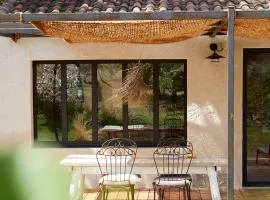 Petit coin de paradis avec jardin privé et piscine