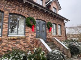 Haus am Deich 47 stilvolles Landhaus an der Elbe in Stadtnähe，位于汉堡的别墅