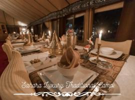 Sahara Luxury Traditional Camp，位于梅尔祖卡的酒店