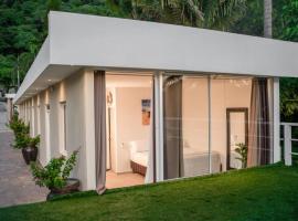 Hostal Las Palmeras，位于Los Anteojos的酒店