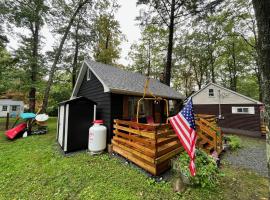 Wally's Cottage，位于霍利的乡间豪华旅馆