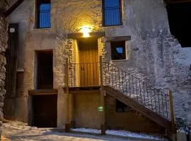 Turisme Rural Ca l'Axai casa 1