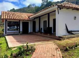Casa campestre con espectacular vista al embalse de Guatavita