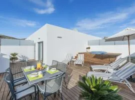 Penthouse Rosas 1C