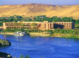 Pyramisa Island Hotel Aswan，位于阿斯旺的尊贵型酒店