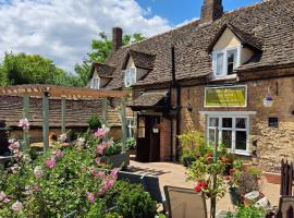 The horse and panniers guest house.，位于North Luffenham的住宿加早餐旅馆