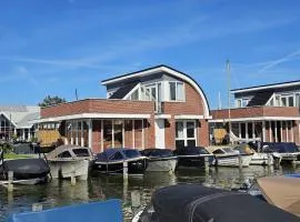 Holiday Home De Meerparel by Interhome
