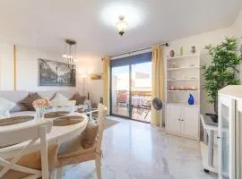 Apartment Dioniso - Playa Romanilla by Interhome