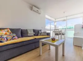 Apartment Zafiro by Interhome